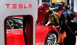 特斯拉视频爆料,揭秘神秘新车型与自动驾驶技术突破